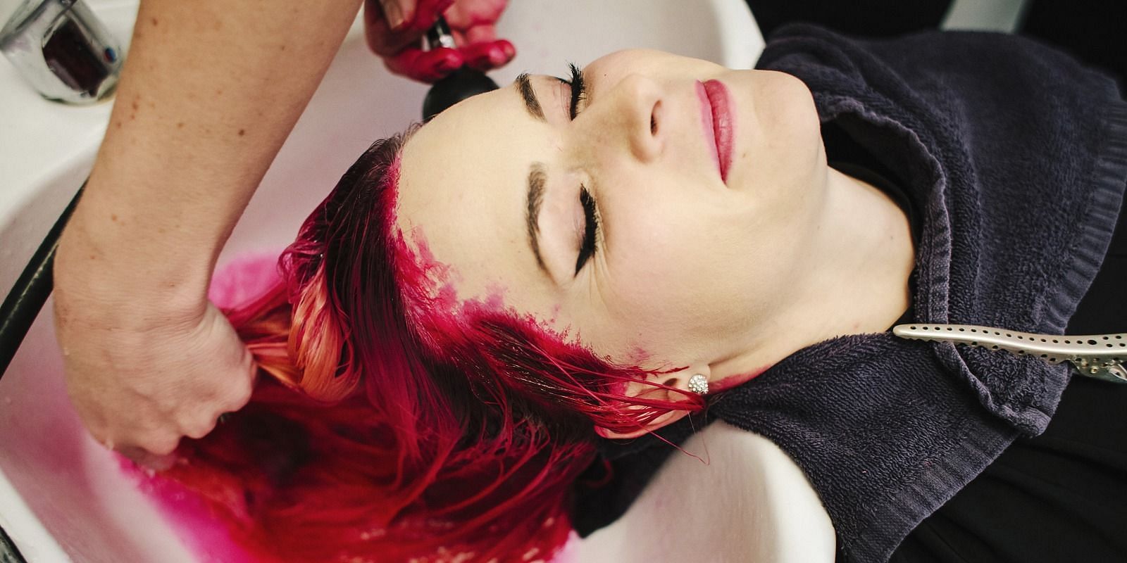 Remove hair dye from skin (Image via Getty Images)